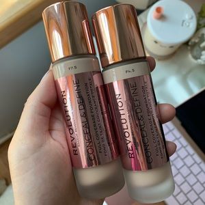 [UNOPENED] MAKEUP REVOLUTION FOUNDATIONS